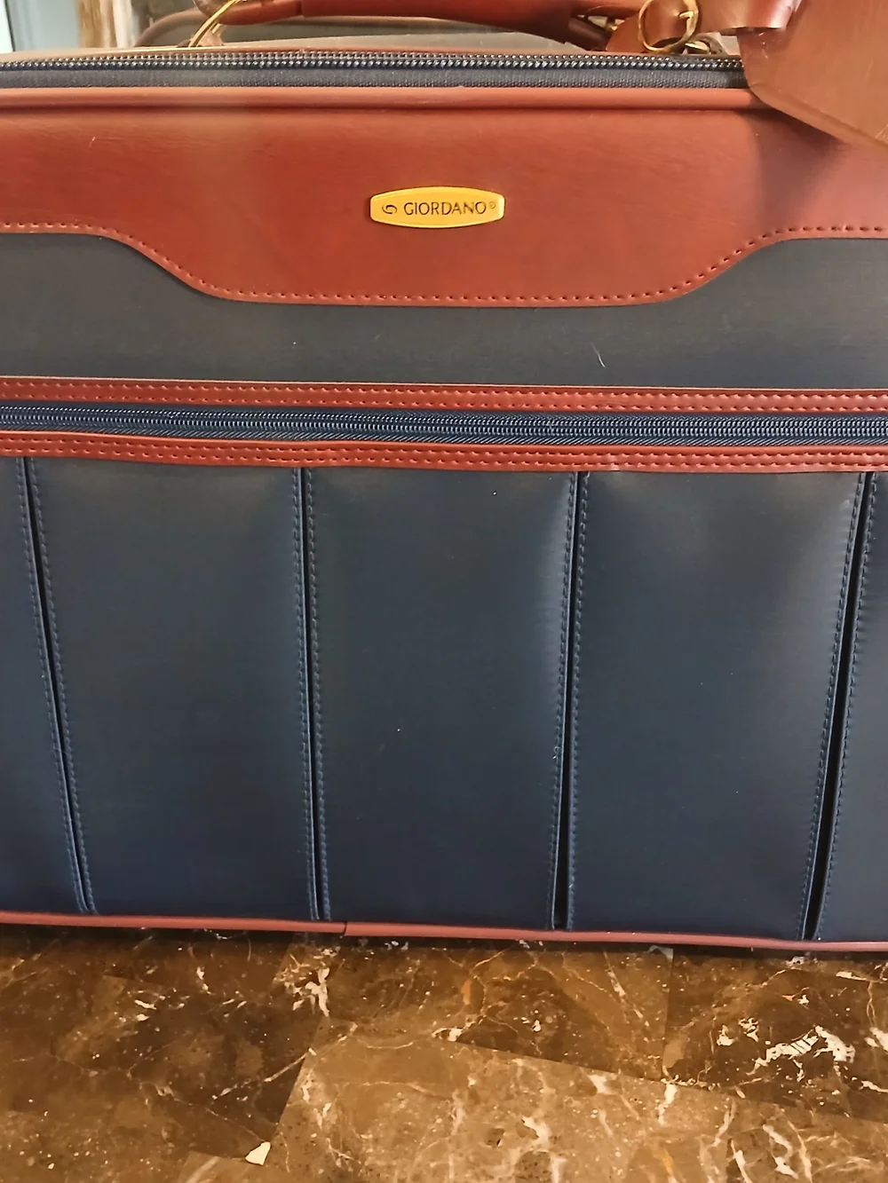 Giordano Men’s Navy and Brown Professional Two-Tone Travel Bag